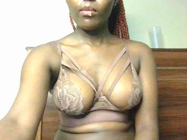 Brianasexy4u webcam