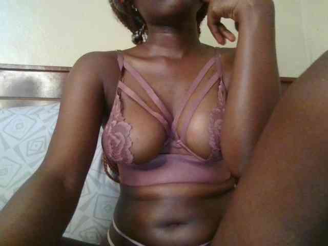 Brianasexy4u webcam