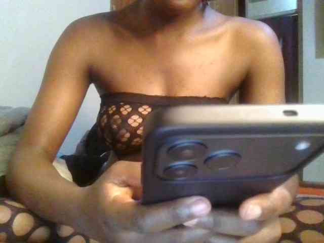 Brianasexy4u webcam