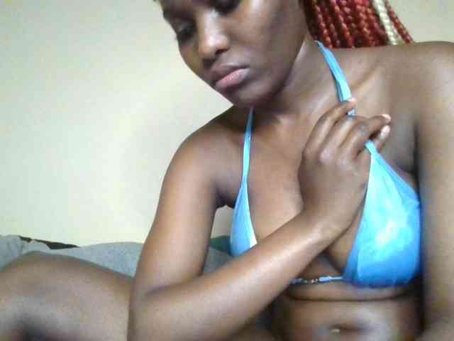 Brianasexy4u webcam