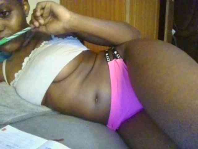 Brianasexy4u webcam