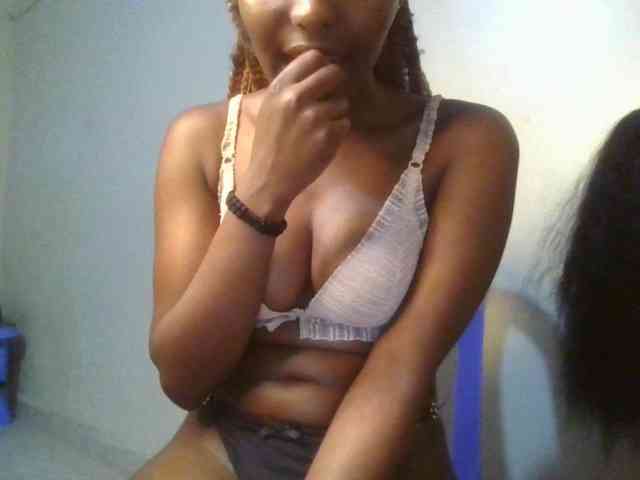 Brianasexy4u webcam