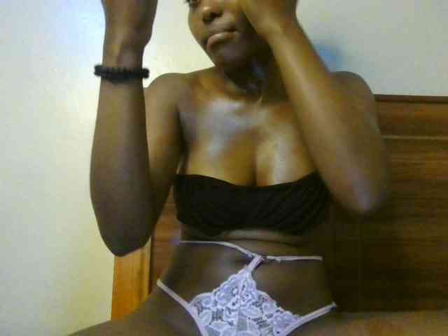 NaughtyWhispers Live Webcam on BongaCams