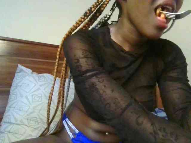 Brianasexy4u webcam