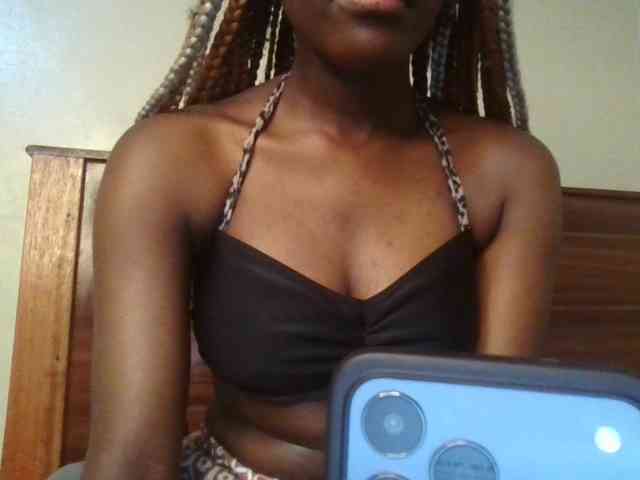 Brianasexy4u webcam