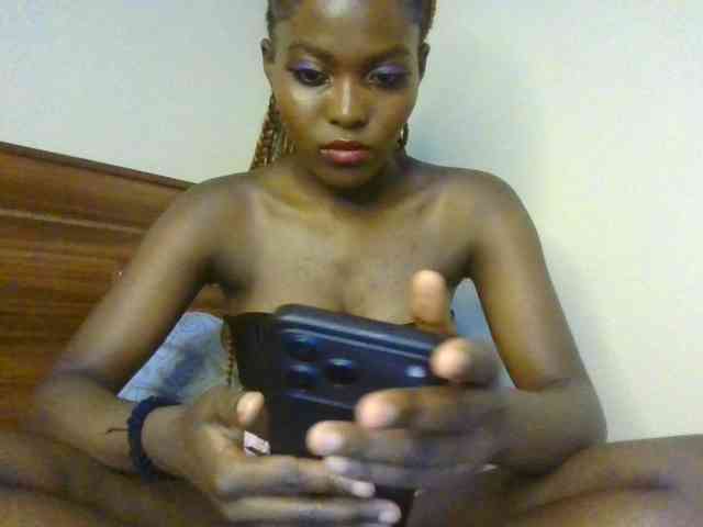 Brianasexy4u webcam