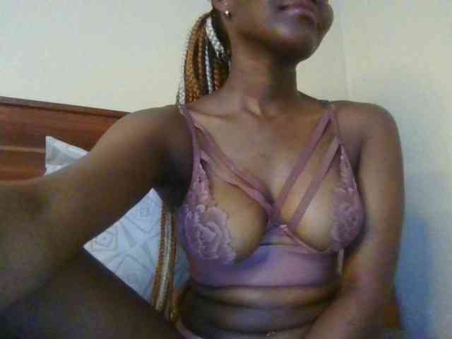 Brianasexy4u webcam