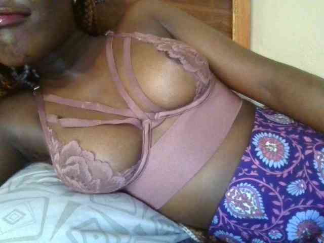 Brianasexy4u webcam