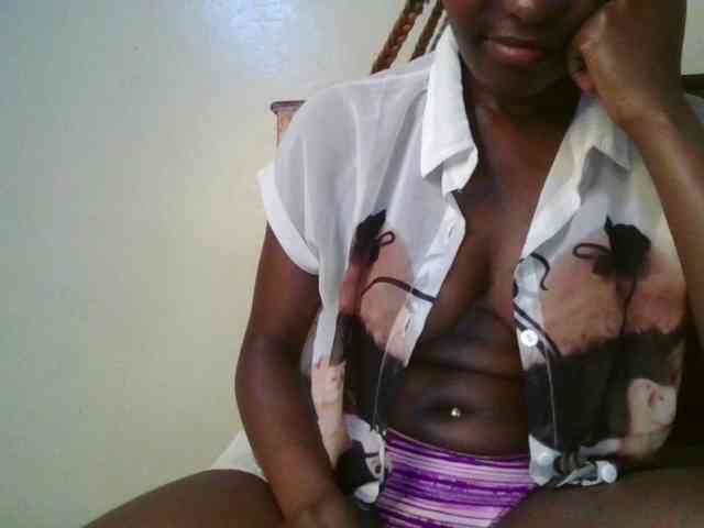 Brianasexy4u webcam