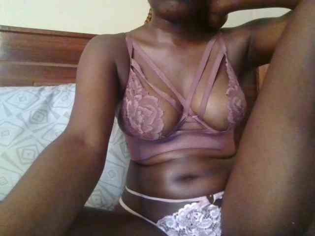 Brianasexy4u webcam