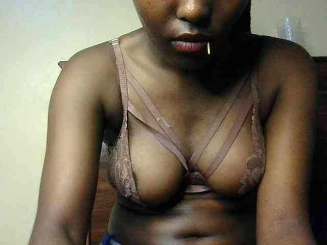 Brianasexy4u webcam