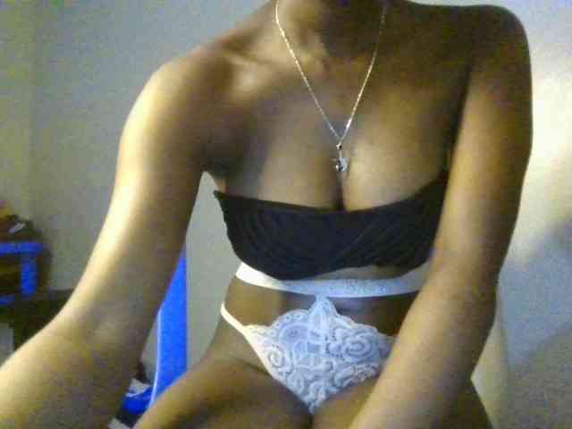 Brianasexy4u webcam
