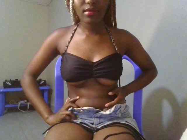 Brianasexy4u webcam
