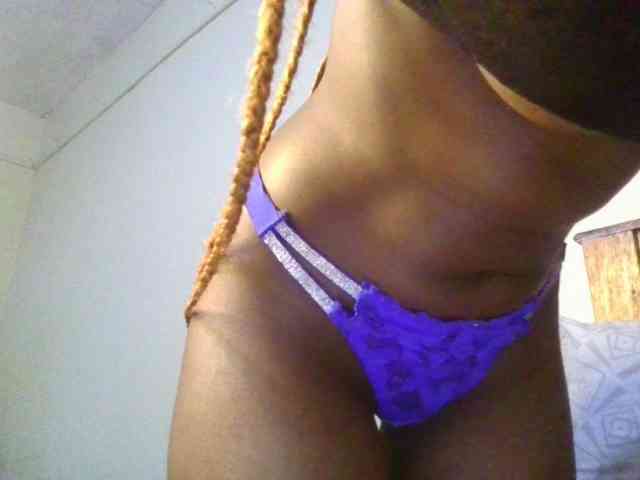 Brianasexy4u webcam