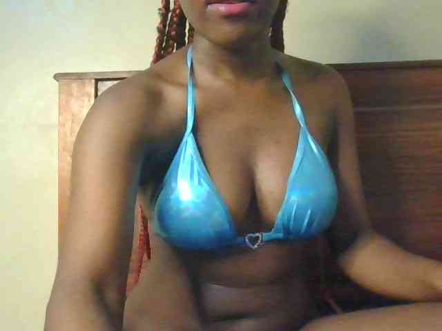 Brianasexy4u webcam