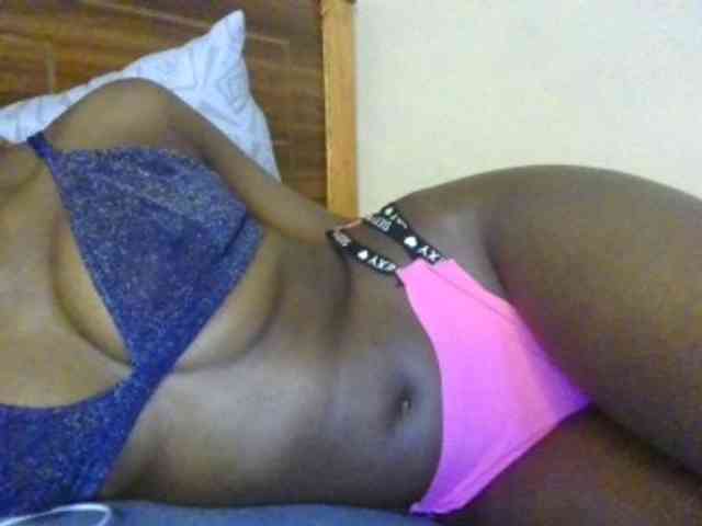 Brianasexy4u webcam