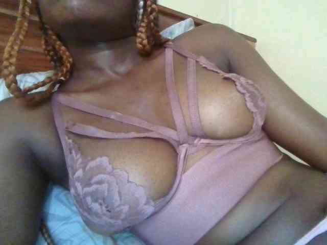 Brianasexy4u webcam