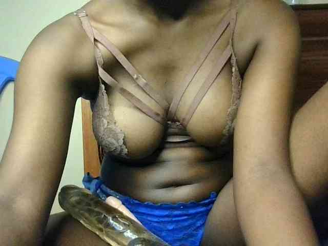 Brianasexy4u webcam