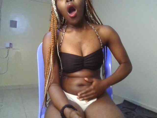 Brianasexy4u webcam