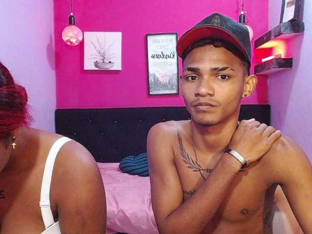 blacktwinks live cam on BongaCams