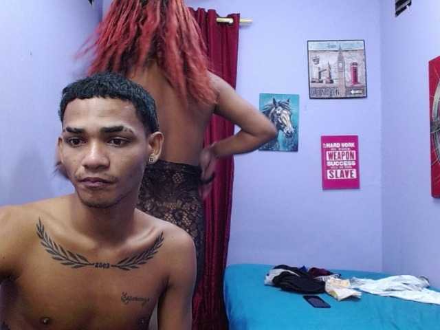 blacktwinks live cam on BongaCams