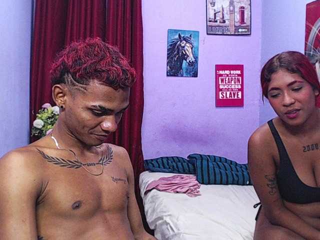 blacktwinks live cam on UnifiedCams