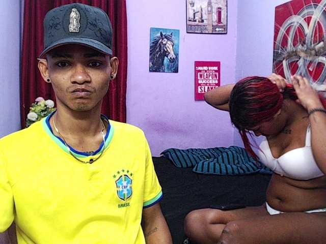 blacktwinks live cam on BongaCams