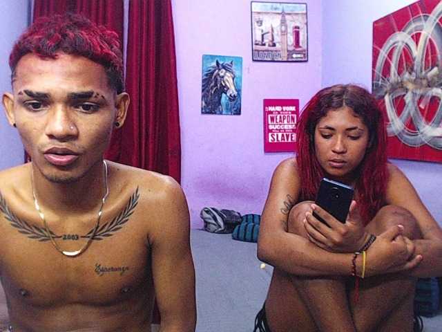 blacktwinks live cam on BongaCams