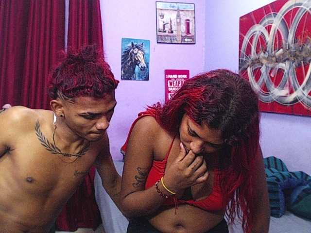 blacktwinks live cam on BongaCams