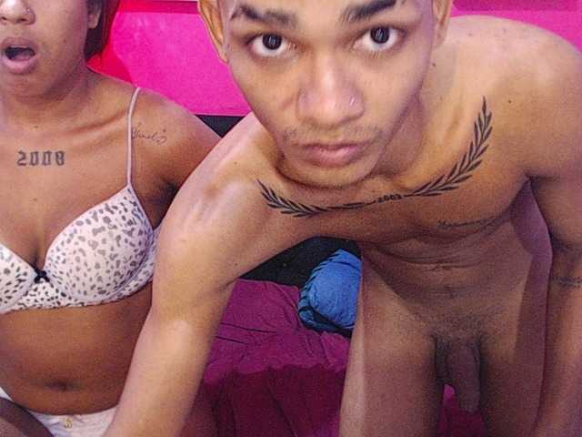 blacktwinks live cam on BongaCams