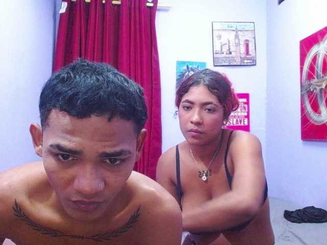 blacktwinks live cam on BongaCams