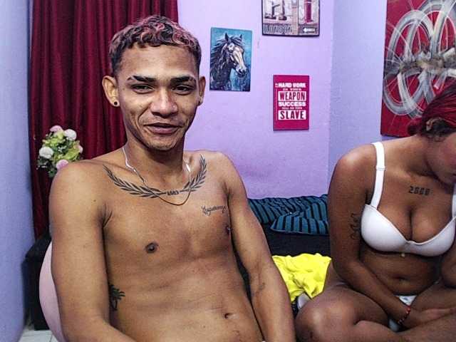 blacktwinks live cam on BongaCams