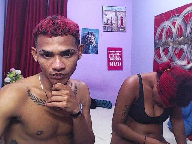 blacktwinks live cam on BongaCams