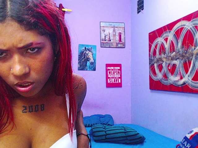 blacktwinks live cam on BongaCams
