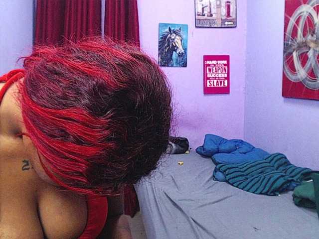 blacktwinks live cam on BongaCams