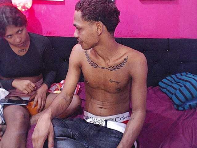 blacktwinks live cam on BongaCams