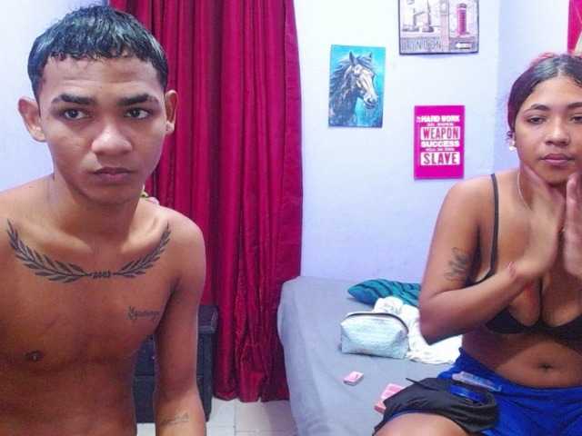 blacktwinks live cam on BongaCams