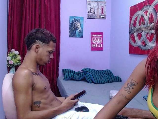 blacktwinks live cam on BongaCams