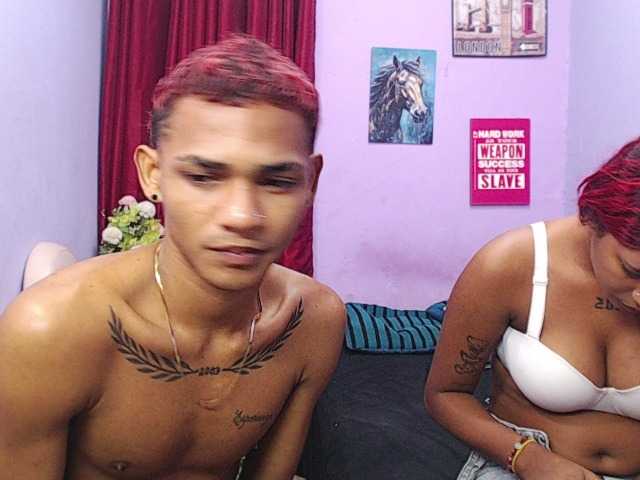 blacktwinks live cam on BongaCams