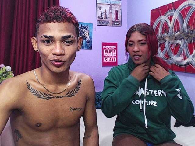 blacktwinks live cam on BongaCams