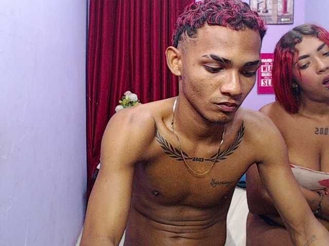 blacktwinks live cam on BongaCams