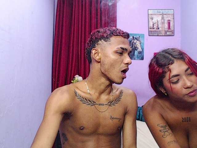 blacktwinks live cam on BongaCams
