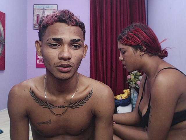 blacktwinks live cam on BongaCams