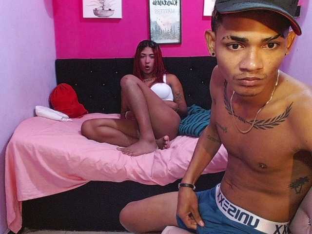 blacktwinks live cam on BongaCams
