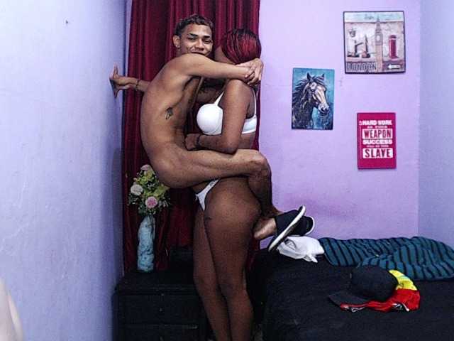 blacktwinks live cam on BongaCams