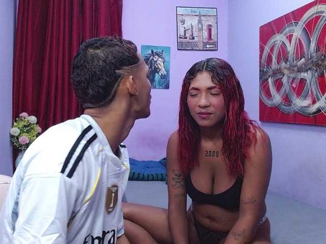 blacktwinks live cam on BongaCams