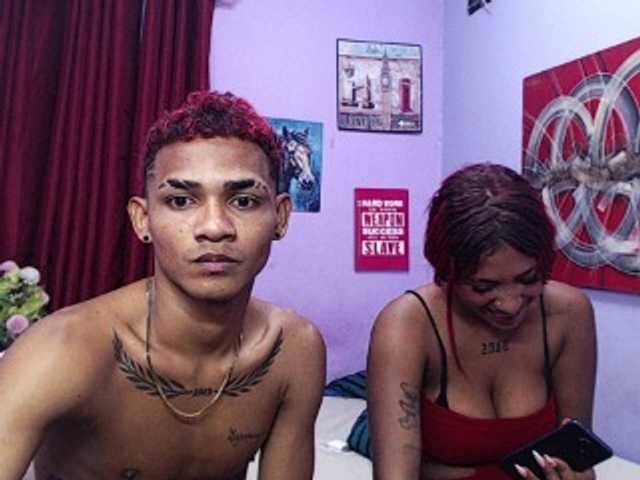 blacktwinks live cam on BongaCams