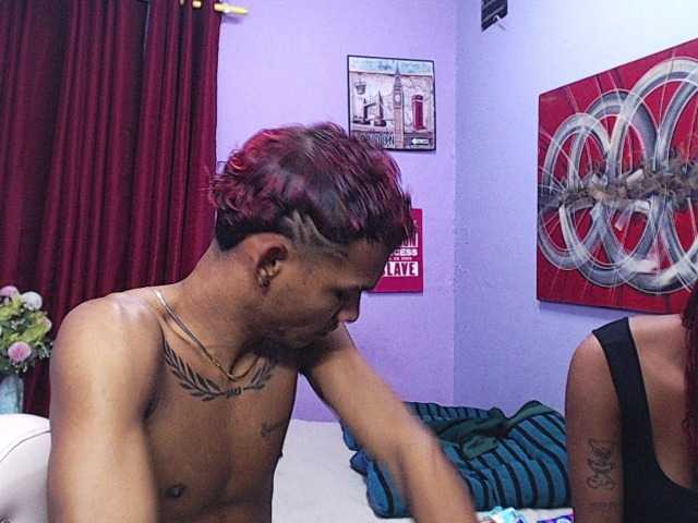 blacktwinks live cam on BongaCams