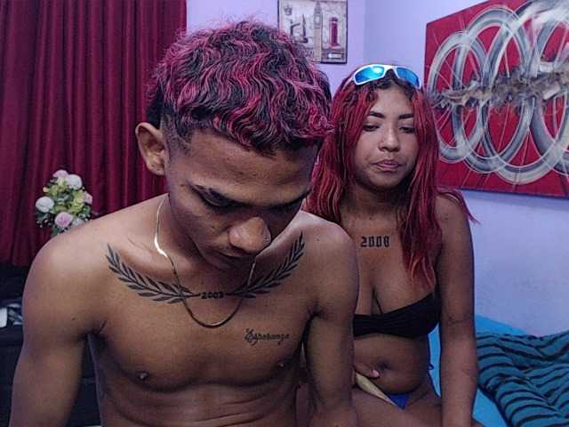 blacktwinks live cam on BongaCams