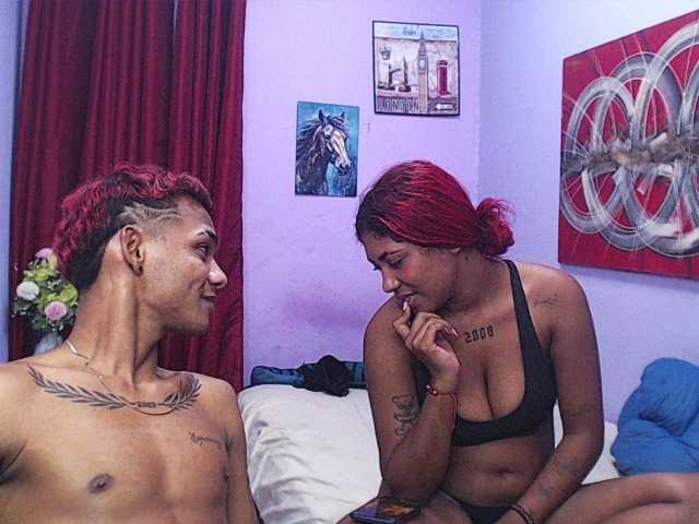 blacktwinks live cam on BongaCams